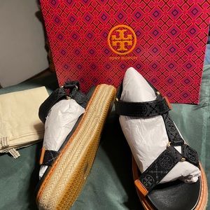 Tory Burch T Monogram Rope Sport Sandals size 8.5
